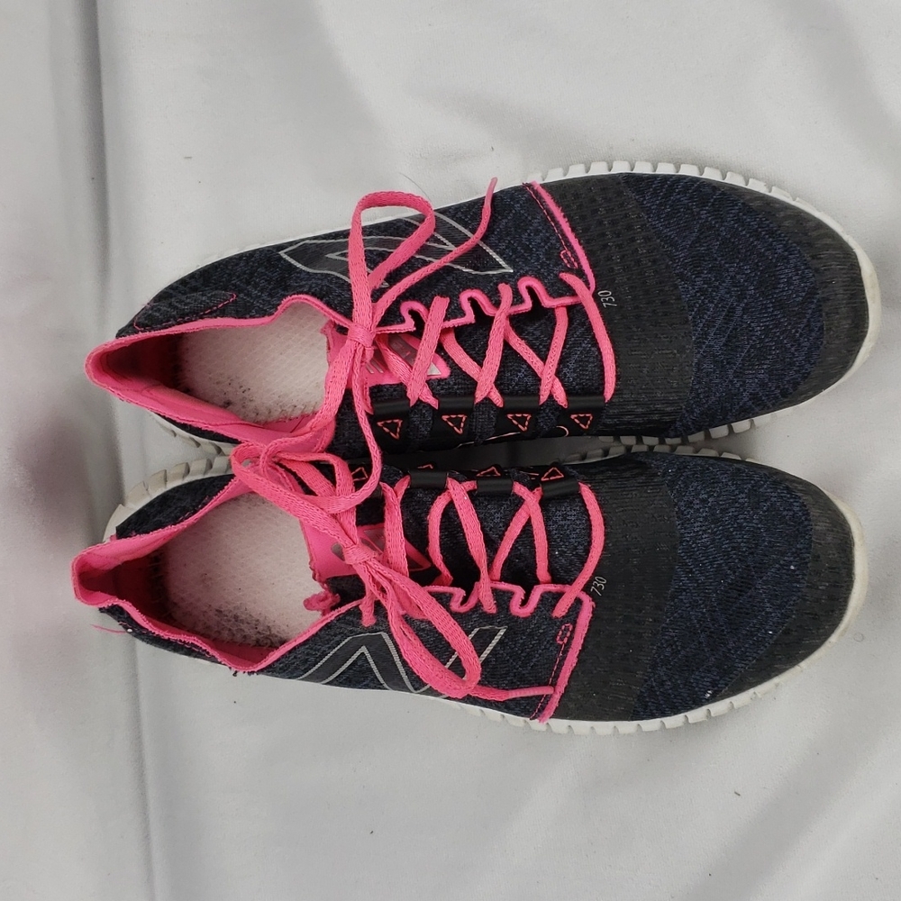 New Balance 730 flexonic. Grey pink. Size 11.